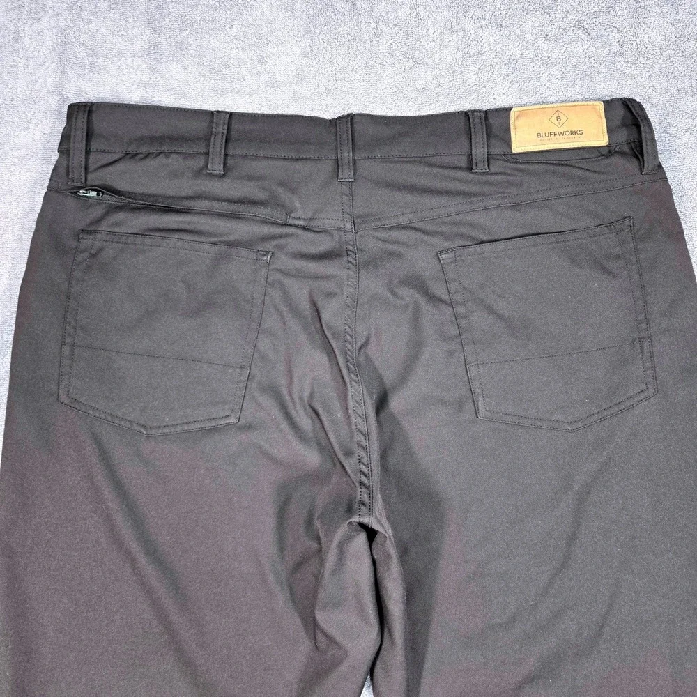 Bluffworks Ascender Pants Men 38x30 Gray Excellent Regular Fit Travel BL-BW107